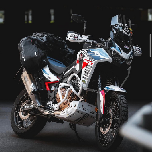 Africa Twin: akcesoria – gmole i osłony silnika dla Hondy